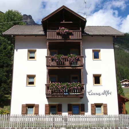 Hotel Ciasa Alfri La Villa  Exterior foto